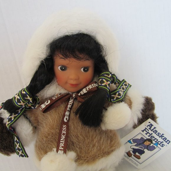 Alaskan Friends Doll - Picture 2 of 7